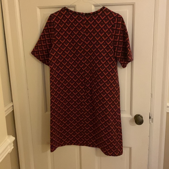 Ann Taylor LOFT Mod Quilted Shift Dress - Picture 5 of 7